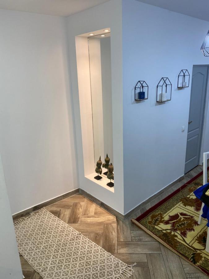 Garden Apartament Petrila Ngoại thất bức ảnh